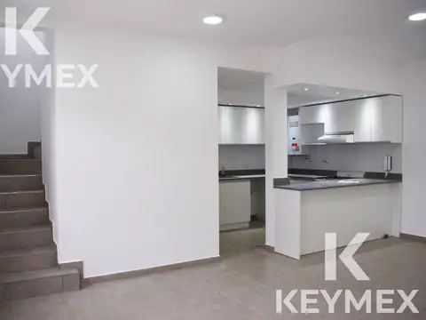 Departamento en Alquiler en Los Hornos, $ 700.000