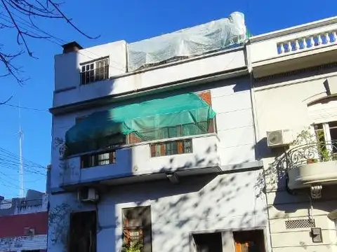 Hermoso PH con terraza, quincho y parrilla