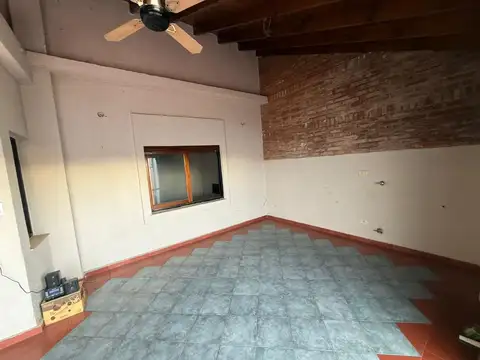 GALPÓN + LOCAL C RENTA + CASA 3 AMBIENTES | INVERSIÓN ÚNICA
