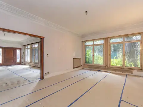 Casa 6 ambientes con 2 baños