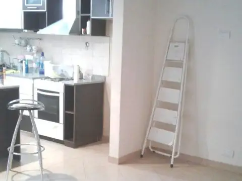 Depto Tipo Casa 2 ambientes con 1 baño