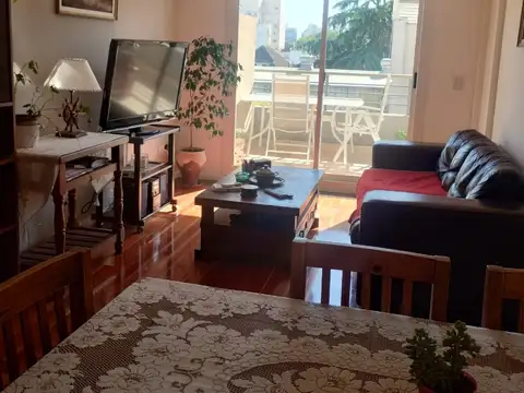 HERMOSO SEMIPISO DE 1 AÑO DE USO  EN EXCELENTE EDIFICIO DE 7 AÑOS.-