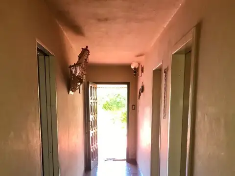 Casa 4 ambientes con 1 baño