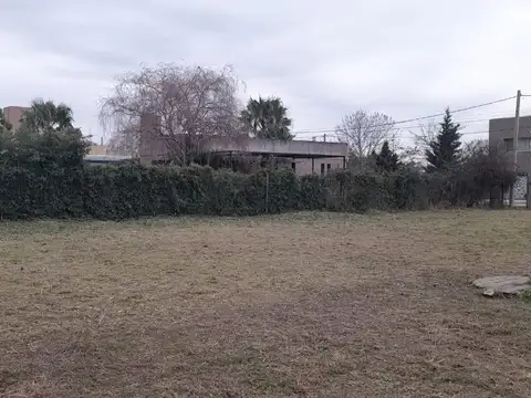 El Payador y Av. de los Nogales