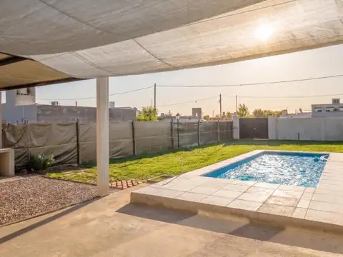 QUINCHO CON PILETA ESCRITURADO A LA VENTA EN BAIGORRIA