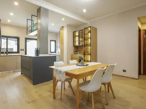 Casa en Venta en Carapachay, USD 255.000
