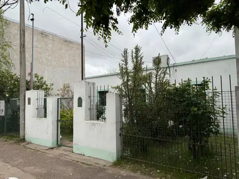 Lote comercial - 956m²  en L con salida a dos calles