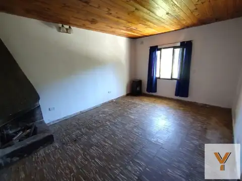 Casa en venta - 2 Dormitorios 1 Baño - Mar del Plata