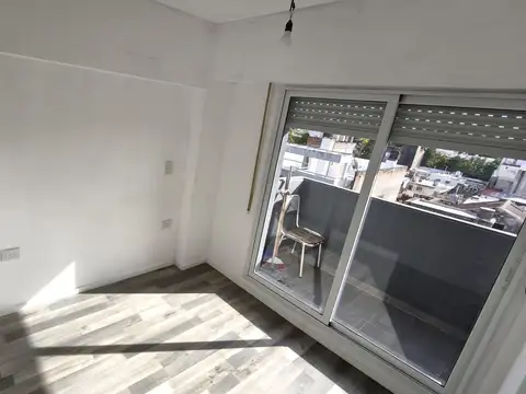 Departamento en Alquiler en Abasto, $ 370.000