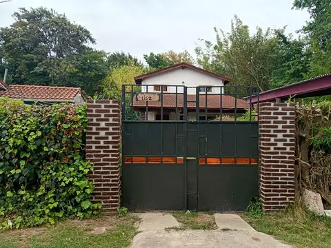 En venta casa en la Reja centro gran parque