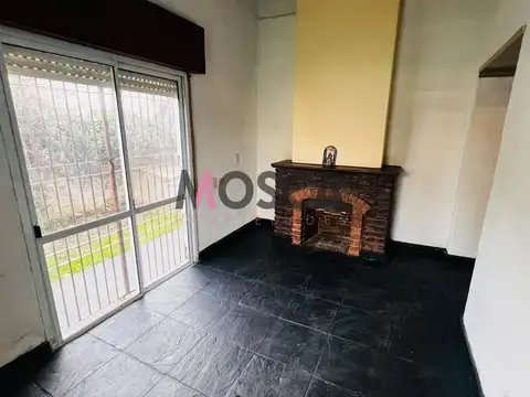 En venta casa en la Reja centro gran parque
