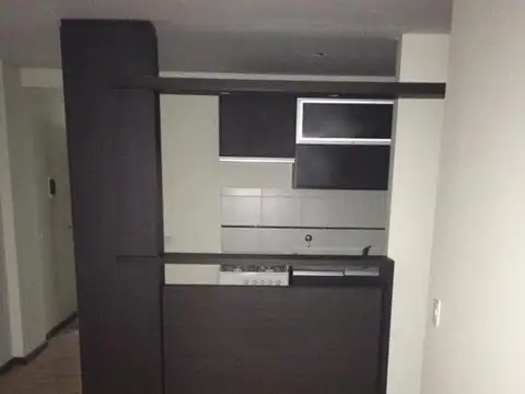 DEPTO 1 DORMITORIO CON COCHERA