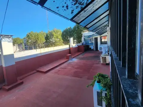 Vicente López 300