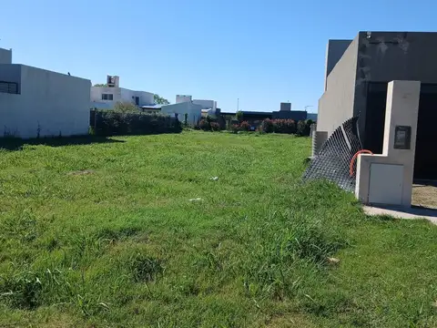 Terreno en venta en  Barrio Don Mateo - Funes