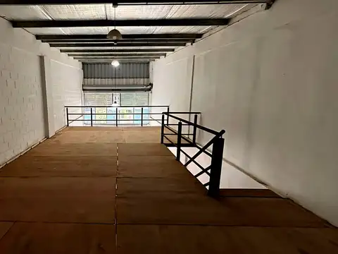 Local en Alquiler Via Púb.