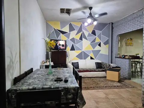 Depto Tipo Casa 4 ambientes con 1 baño