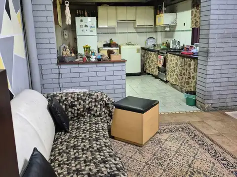 Depto Tipo Casa en Venta con 1 cocheras