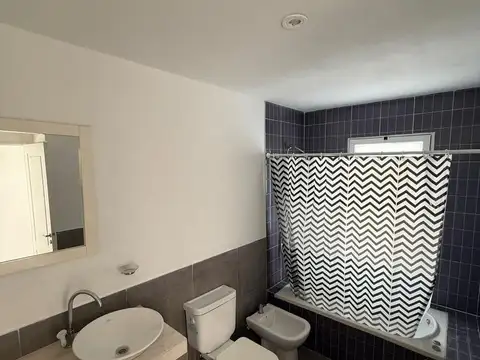 Casa en Alquiler de 4 dormitorios