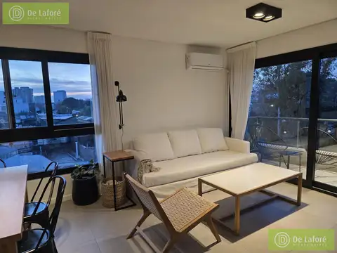 Alquiler - Dpto. 2 ambientes  en San Isidro  con balcón  pileta cochera excelente ubicación