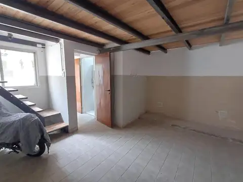 VENTA DEPARTAMENTO PASILLO 2 DORMITORIOS CON PATIO