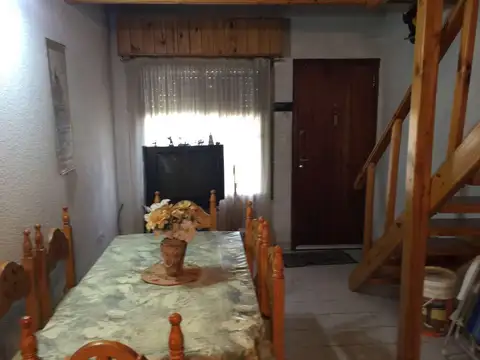 Depto Tipo Casa en Venta de 3 ambientes
