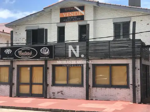 Casa 5 ambientes con 2 baños