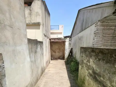 VENTA DE CASA 3 AMBIENTES EN VILLA LYNCH