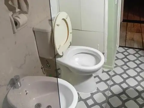 VENTA DPTO 2 AMBIENTES RECICLADO CON PATIO – SAN CRISTOBAL