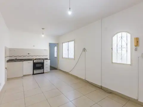 Impecable 2 ambientes y medio