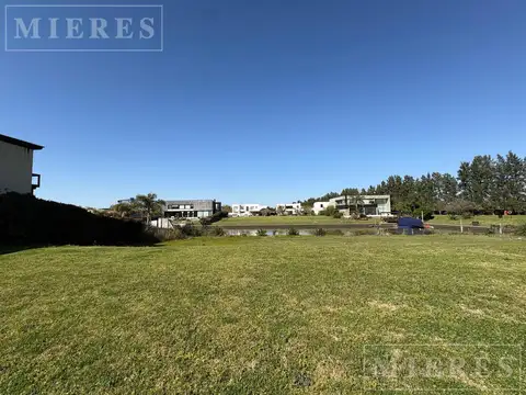 Terreno en Venta de 1035,0 m2
