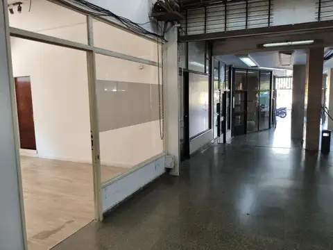 Local en Centro rosario galeria corrientes once