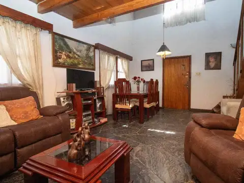 VENTA - LOMAS DE SOLYMAR - 2 CASAS en PADRON UNICO