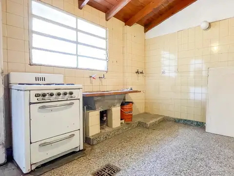 Local en Venta 60 años