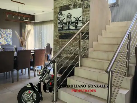 Casa en Venta con 1 cochera