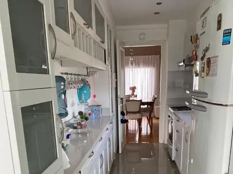 Pueyrredon 200, Piso 8