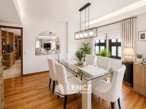 Venta Departaento Semipiso 6 Ambientes con doble cochera, Plaza Conesa, Pileta- Quilmes