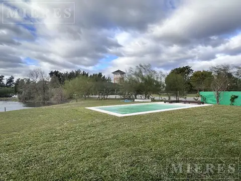 Casa a la laguna en  Alquiler de Verano en El Encuentro, Bancalari.