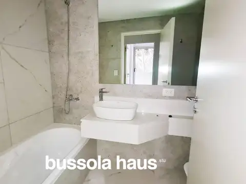 Departamento 3 ambientes con 2 baños