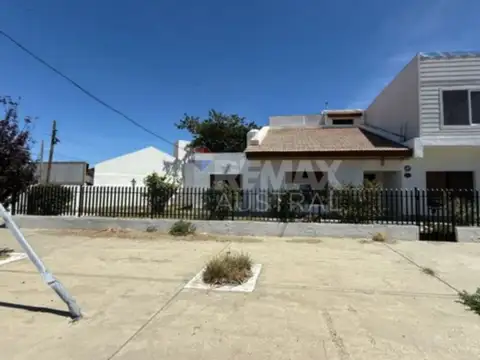 Ramón de Omar Reina 700