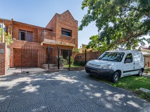 Chalet en venta Lomas de Zamora