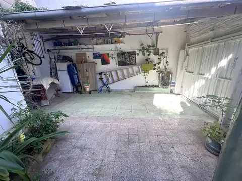 Casa 5 ambientes con 1 baño