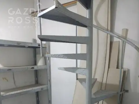 EXCELENTE LOCAL EN ADROGUE