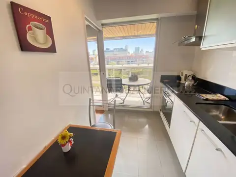 Pierina Dealessi 400, Piso 2