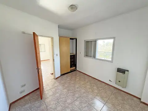 Departamento en Alquiler en Fray Luis Beltran, $ 430.000