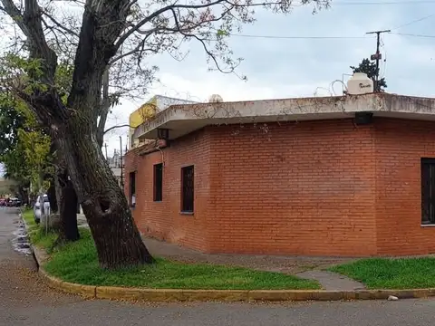 Clemente Onelli 2400