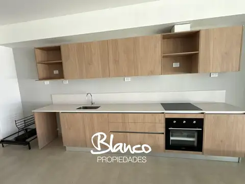 Departamento en Venta con 3 cocheras