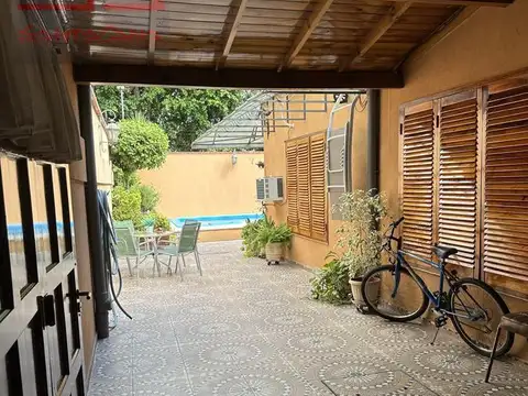 Casa en Venta en Villa Sarmiento, USD 215.000
