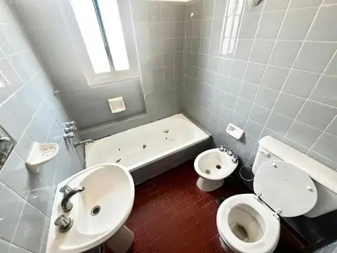 Departamento en Alquiler en Castelar Sur, $ 450.000