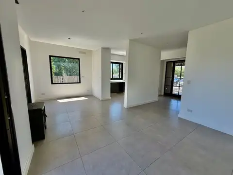 Casa en Alquiler al Norte