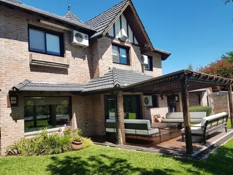 Casa en Venta de 3 dormitorios